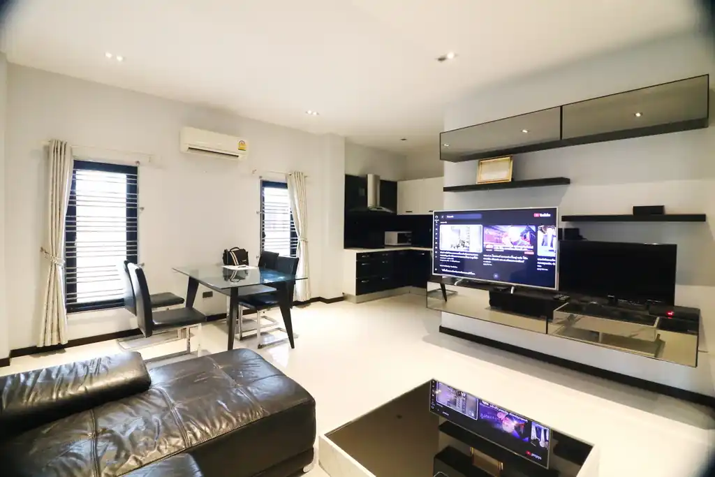 Rental investment property for sale – 8 modern rooms plus owners’ lower floor, Udon Thani, photo 5