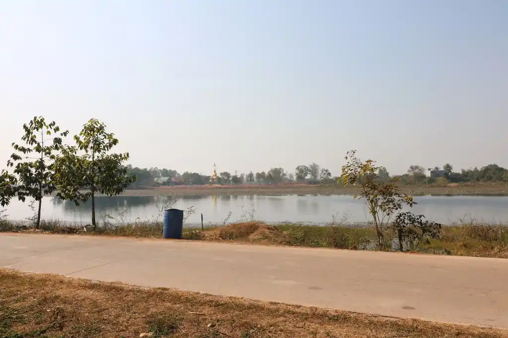 4 bedroom, 5 bathroom stylish 664 sq m home with lake views for sale in Nong Khai, photo 4
