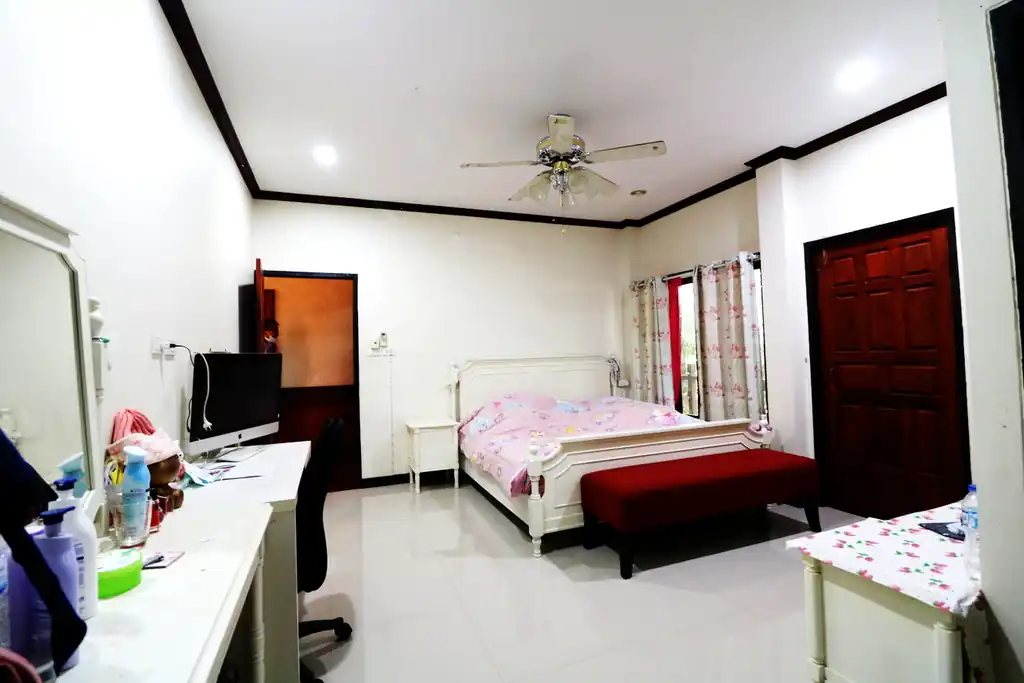 4 bedroom, 5 bathroom stylish 664 sq m home with lake views for sale in Nong Khai, photo 46