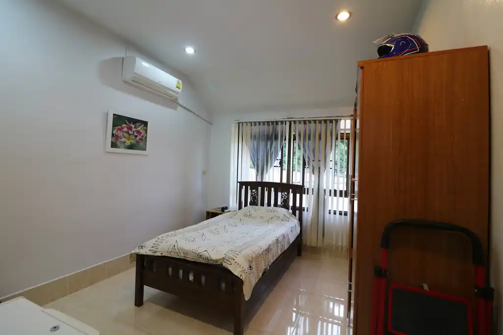 Elegant 3-bedroom pool home for sale in Sawang Daen Din, Sakon Nakhon, photo 29