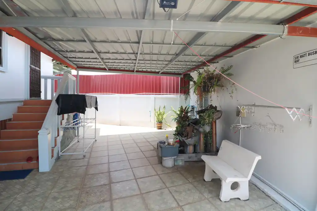 Elegant 3-bedroom pool home for sale in Sawang Daen Din, Sakon Nakhon, photo 32