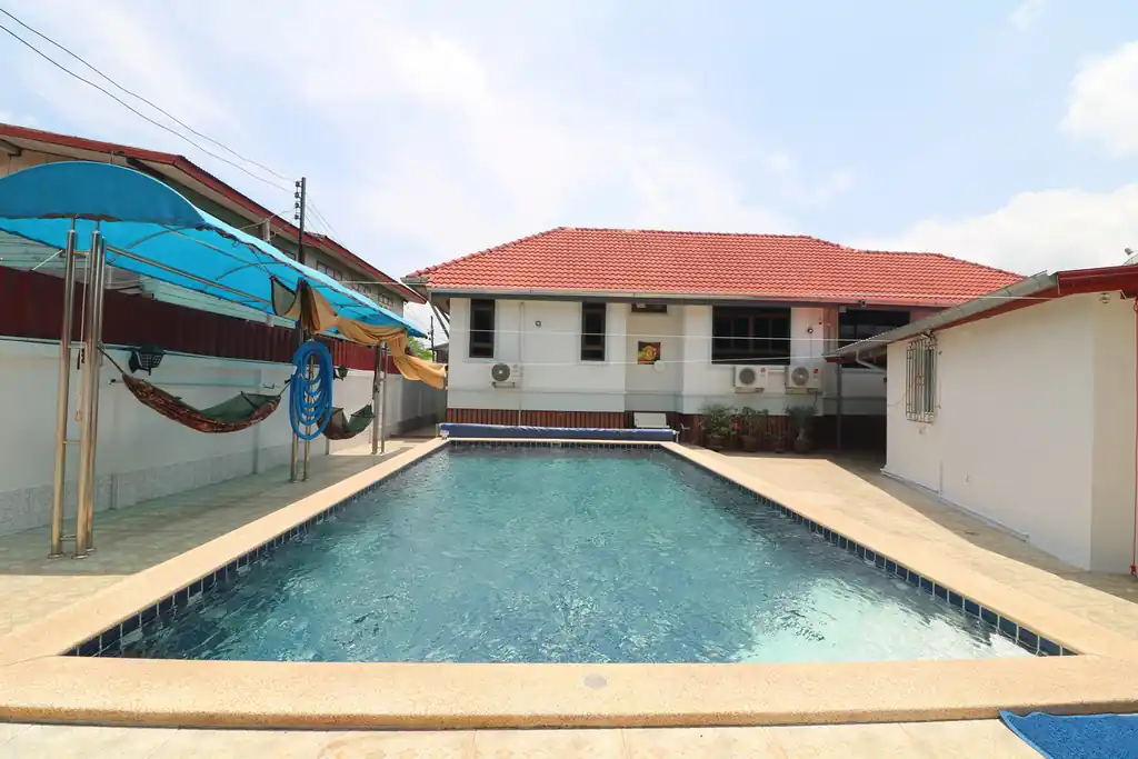 Elegant 3-bedroom pool home for sale in Sawang Daen Din, Sakon Nakhon, photo 34