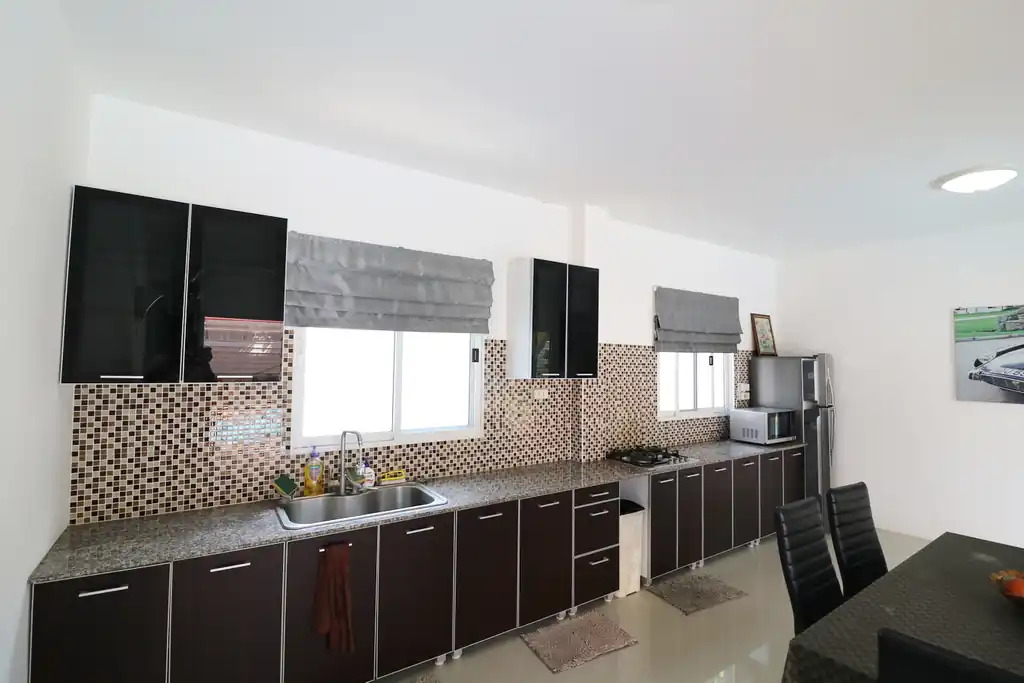 4 bedroom, 5 bathroom lakeview home for sale with furnishings, Ban Tat, Udon Thani, photo 49