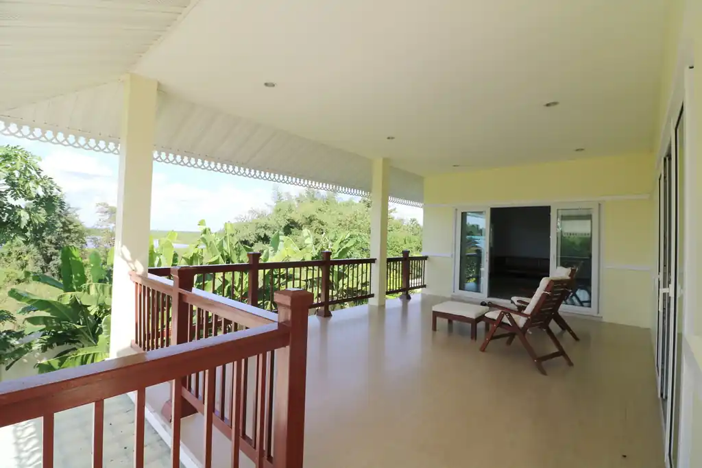 Two homes with 5 bedrooms and 4 bathrooms for sale on 1 rai 90 talang wah, Kumphawapi, Udon Thani, photo 22