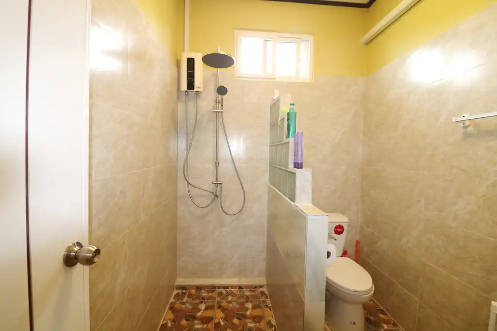 Two homes plus a shopfront on 2+ rai for sale in Lam Pao, Kalasin, photo 17