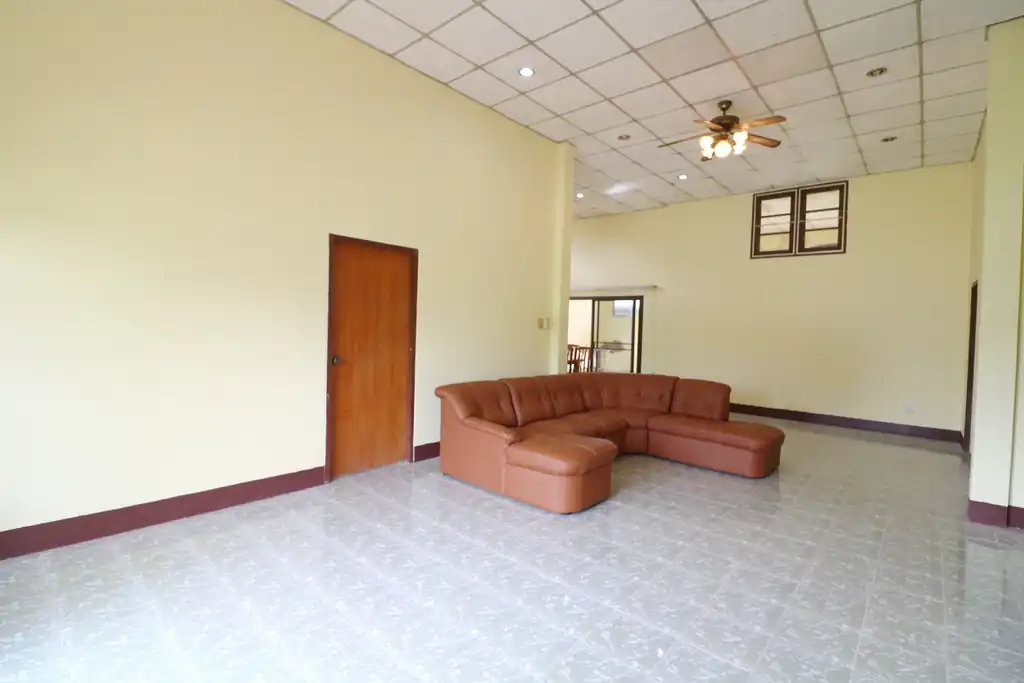 Two homes plus a shopfront on 2+ rai for sale in Lam Pao, Kalasin, photo 24