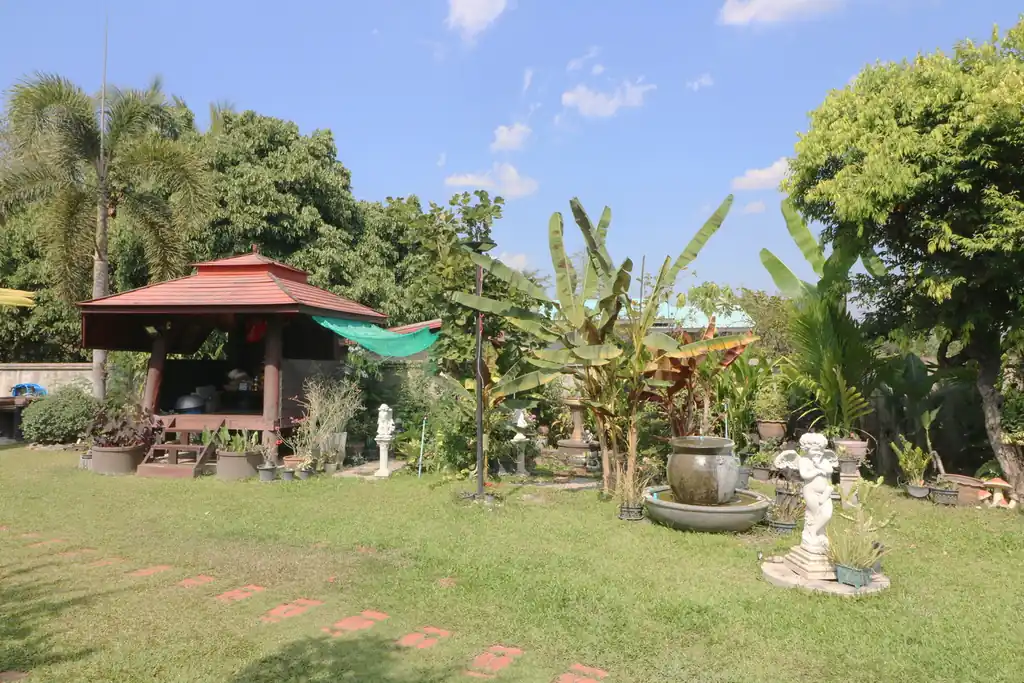 Two-story 4 bedroom home for sale in Chiang Wang, Phen, Udon Thani, photo 3