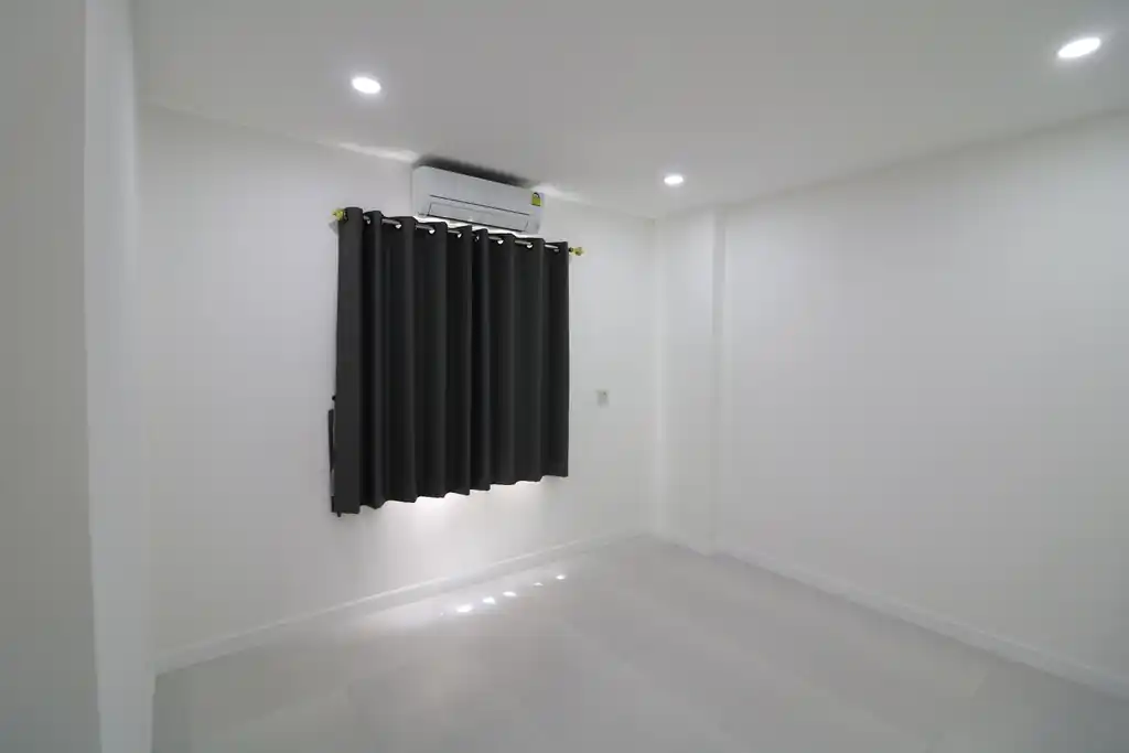 2-year-old 4 bedroom, 4 bathroom two-level home with disabled facilities for sale in Chum Phae, Khon Kaen, photo 11