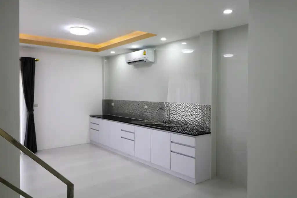 2-year-old 4 bedroom, 4 bathroom two-level home with disabled facilities for sale in Chum Phae, Khon Kaen, photo 13
