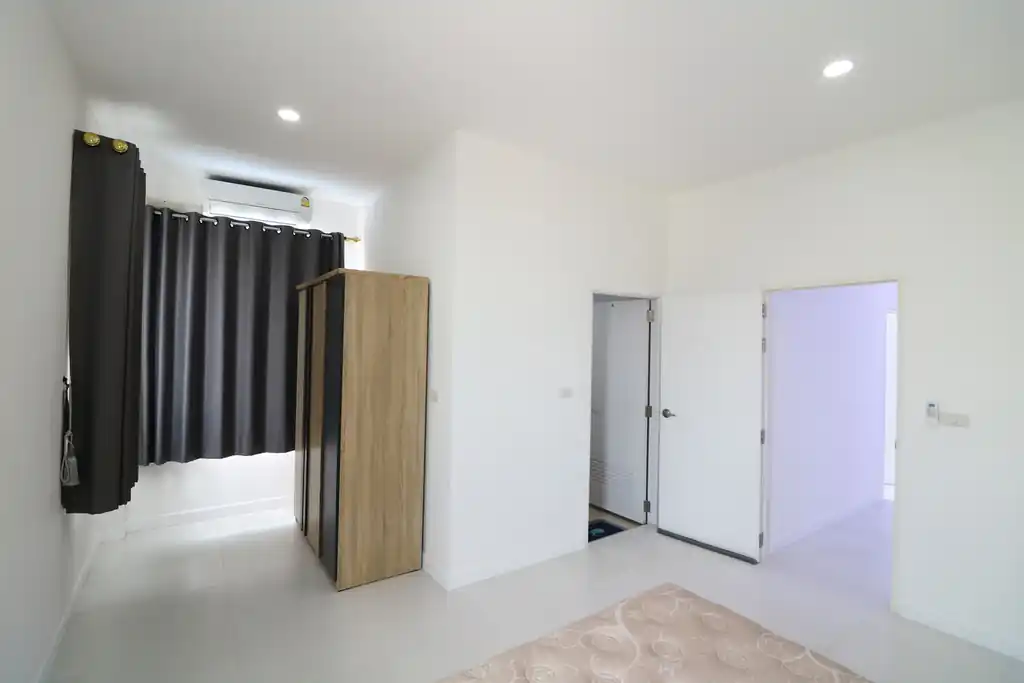 2-year-old 4 bedroom, 4 bathroom two-level home with disabled facilities for sale in Chum Phae, Khon Kaen, photo 37