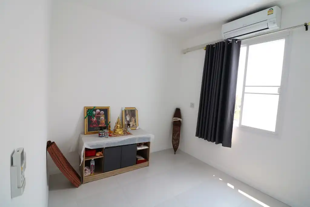 2-year-old 4 bedroom, 4 bathroom two-level home with disabled facilities for sale in Chum Phae, Khon Kaen, photo 40