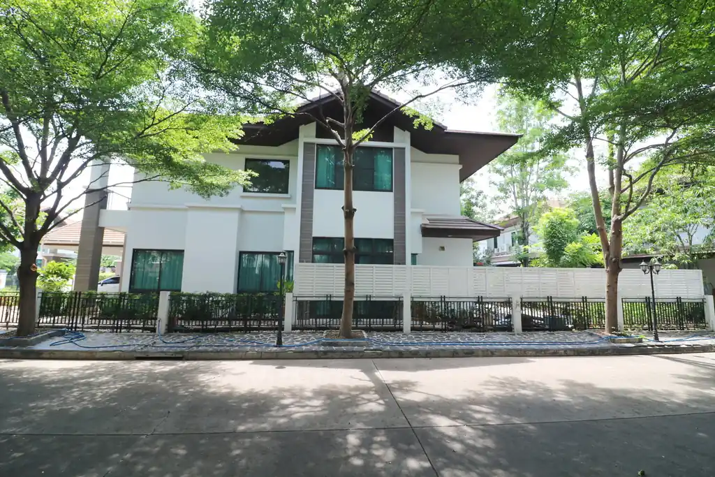 3 bedroom home with en-suite bathrooms for sale in Le Cellini estate, Mak Khaeng, Udon Thani, photo 9