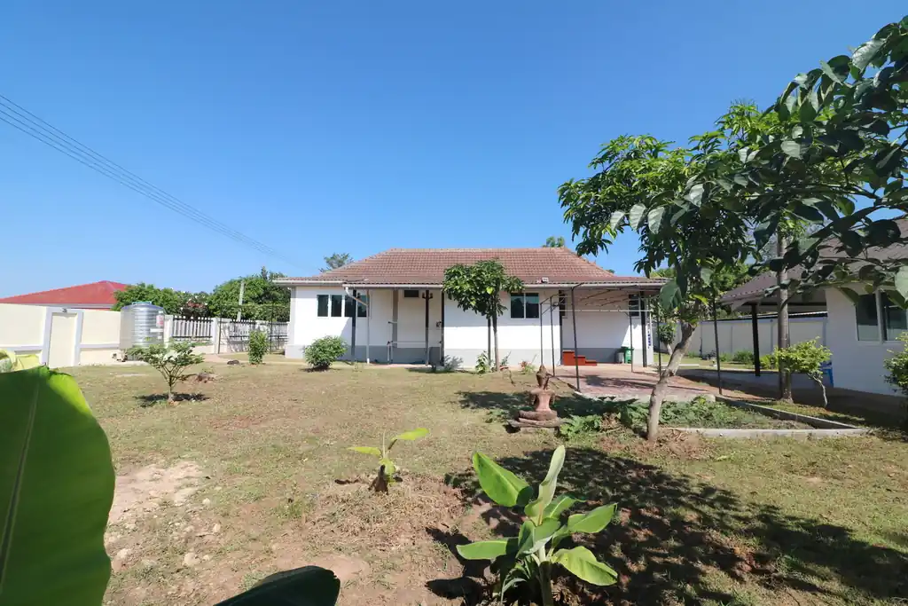 4 bedroom, 5 bathroom pool home on 1 rai for sale in Udon Thani, photo 12