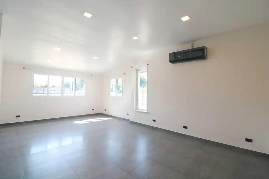 4 bedroom, 5 bathroom pool home on 1 rai for sale in Udon Thani, photo 32