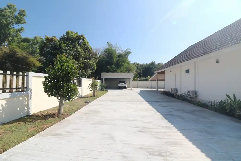 4 bedroom, 5 bathroom pool home on 1 rai for sale in Udon Thani, photo 4