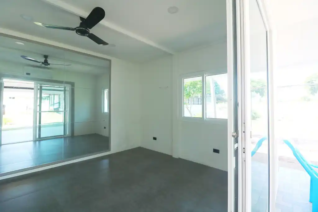 4 bedroom, 5 bathroom pool home on 1 rai for sale in Udon Thani, photo 41