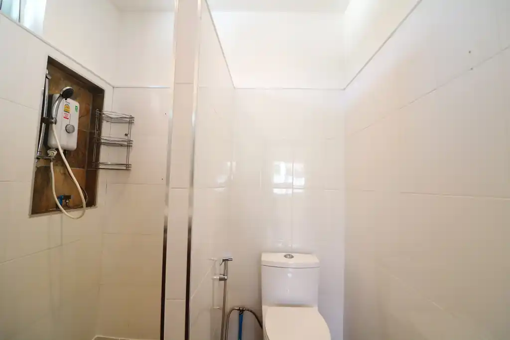 4 bedroom, 5 bathroom pool home on 1 rai for sale in Udon Thani, photo 47