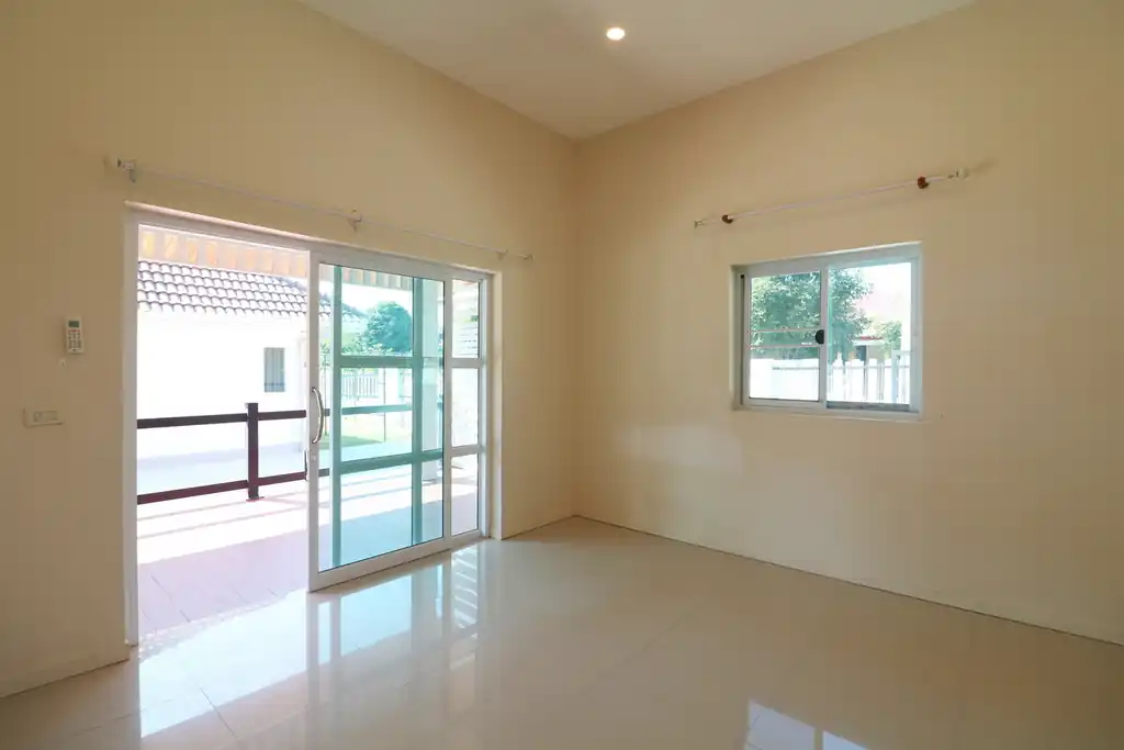 4 bedroom, 5 bathroom pool home on 1 rai for sale in Udon Thani, photo 50