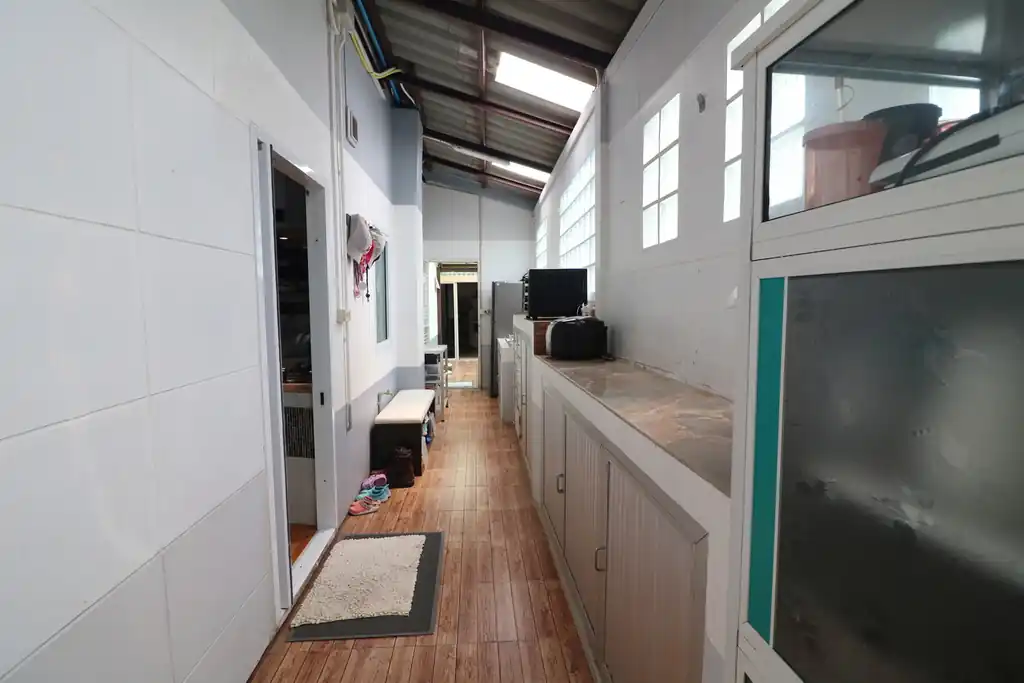 Spacious 4 bed, 4 bath corner house for sale in Mak Khaeng, Udon Thani, photo 15