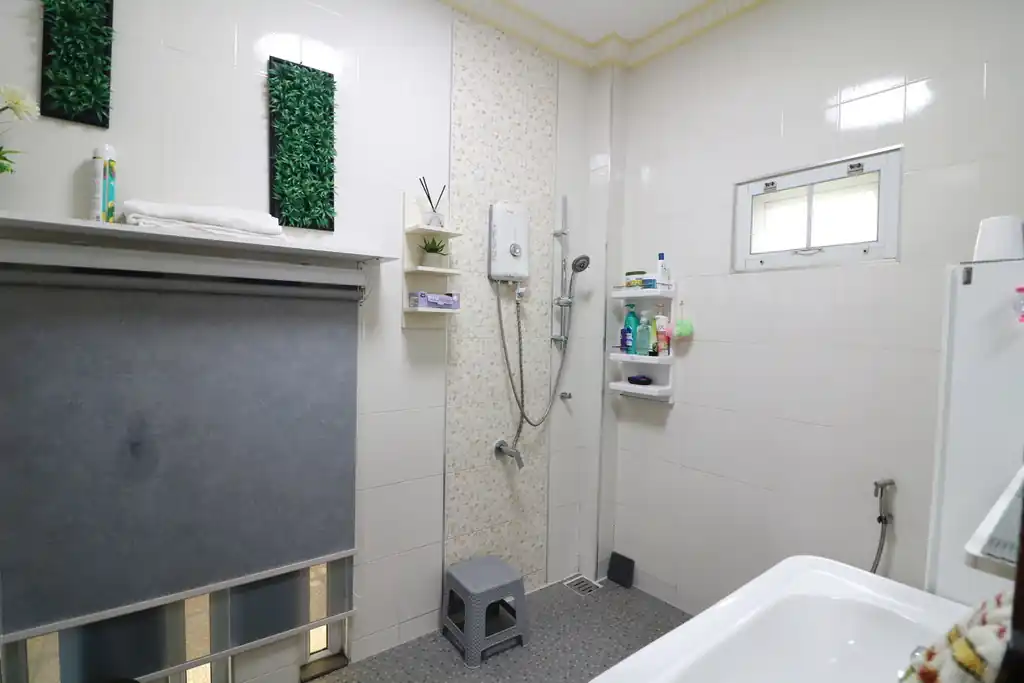 Spacious 4 bed, 4 bath corner house for sale in Mak Khaeng, Udon Thani, photo 19