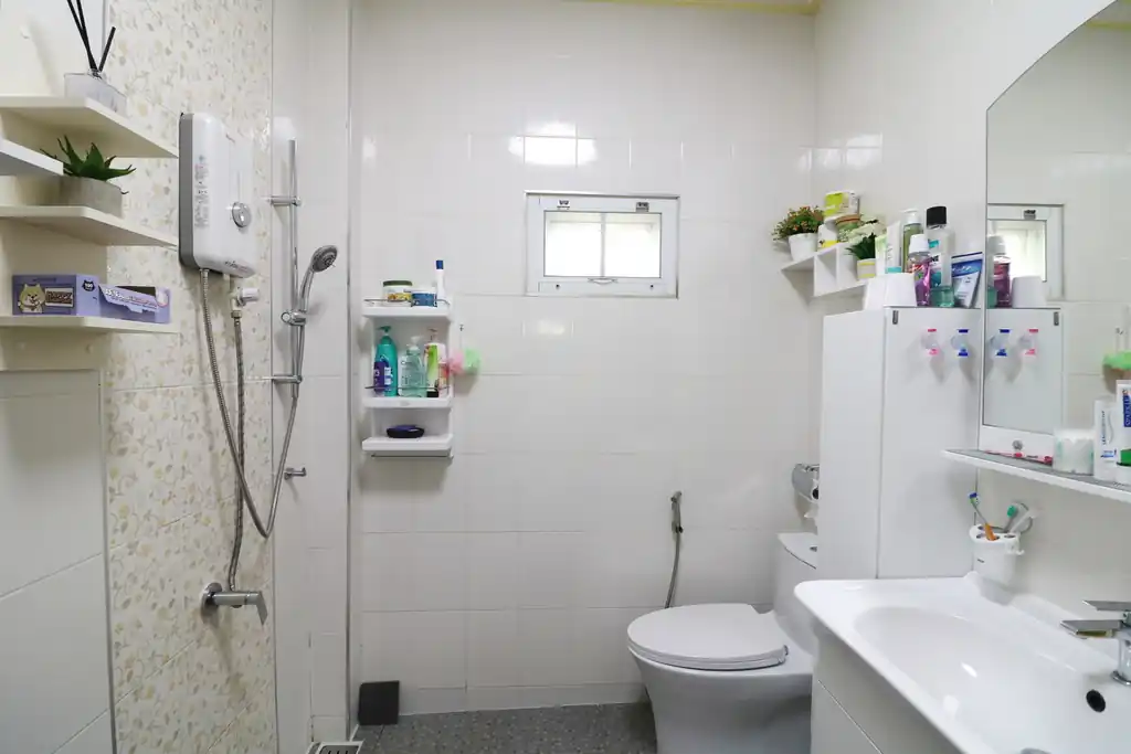 Spacious 4 bed, 4 bath corner house for sale in Mak Khaeng, Udon Thani, photo 20