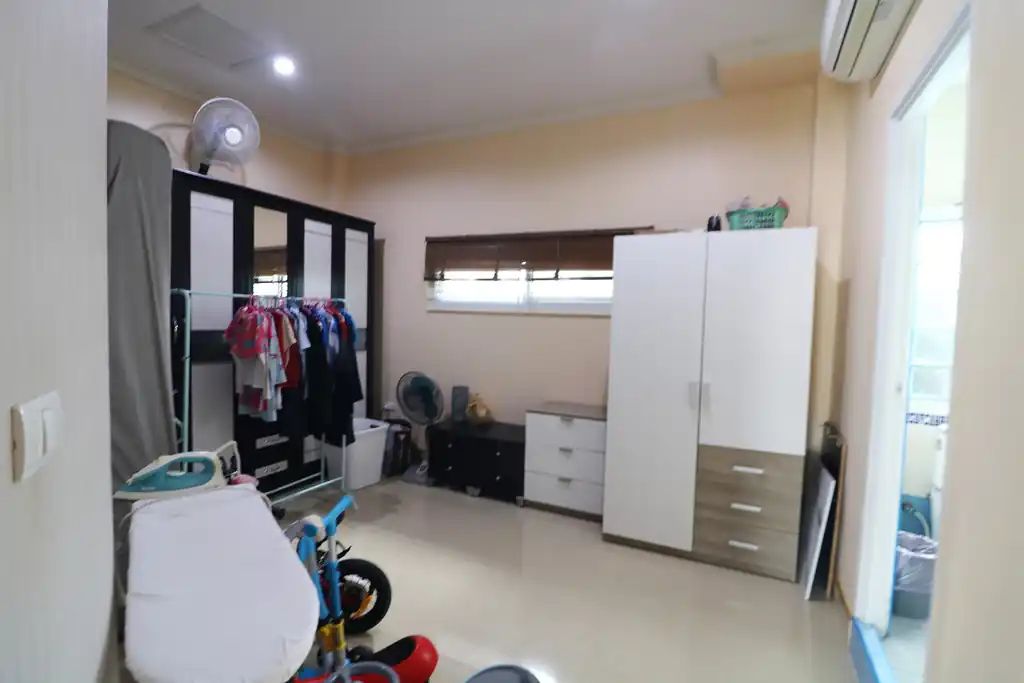 Spacious 4 bed, 4 bath corner house for sale in Mak Khaeng, Udon Thani, photo 24