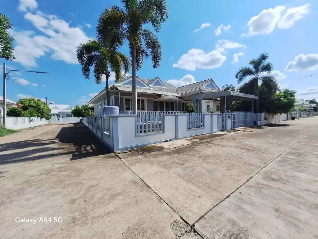 3 bedroom, 2 bath fully furnished corner home for sale in Nong Bua, Udon Thani, photo 3