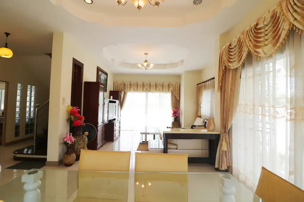 4 bedroom, 3 bathroom, 2 study home for sale in a prime Khon Kaen city area, photo 6