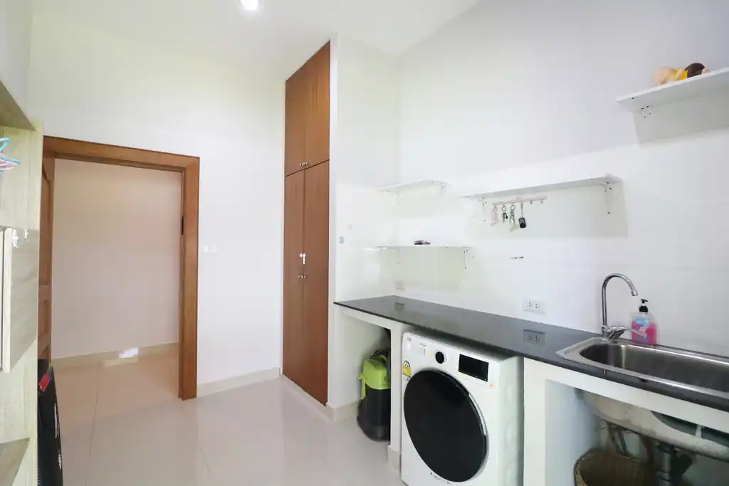 3 bedroom, 2 bathroom home for sale on large corner block, Thanadon Home Place, Udon Thani, photo 42