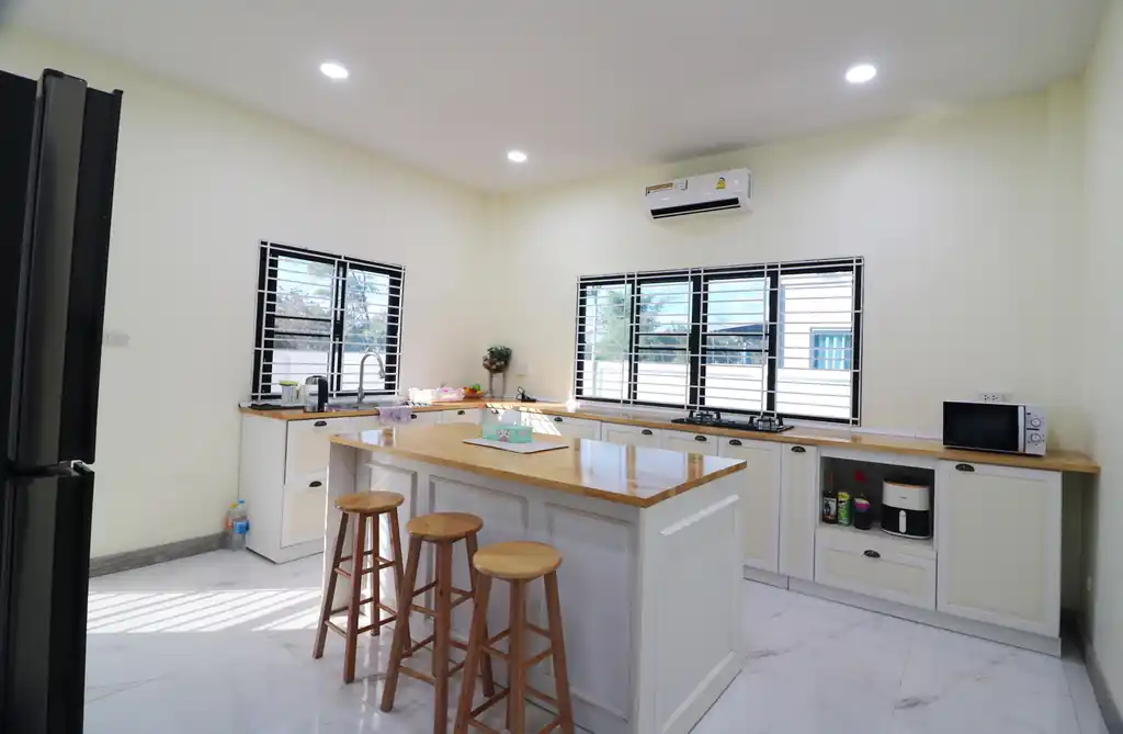 3 bedroom, 4 bathroom family home for sale on 560.4 sq m land in Mu Mon, Udon Thani, photo 15