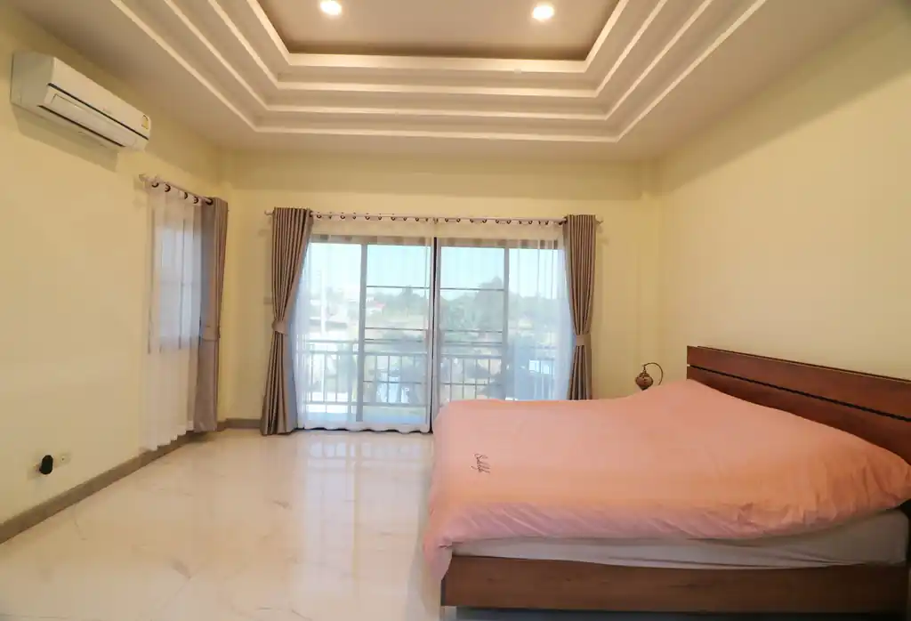 3 bedroom, 4 bathroom family home for sale on 560.4 sq m land in Mu Mon, Udon Thani, photo 27