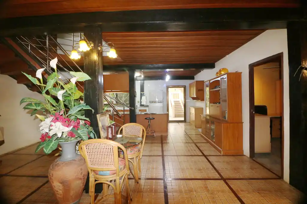 Rare Thai teak character two-story home for sale on 3,932 sq m, Nong Na Kham, Udon Thani, photo 13