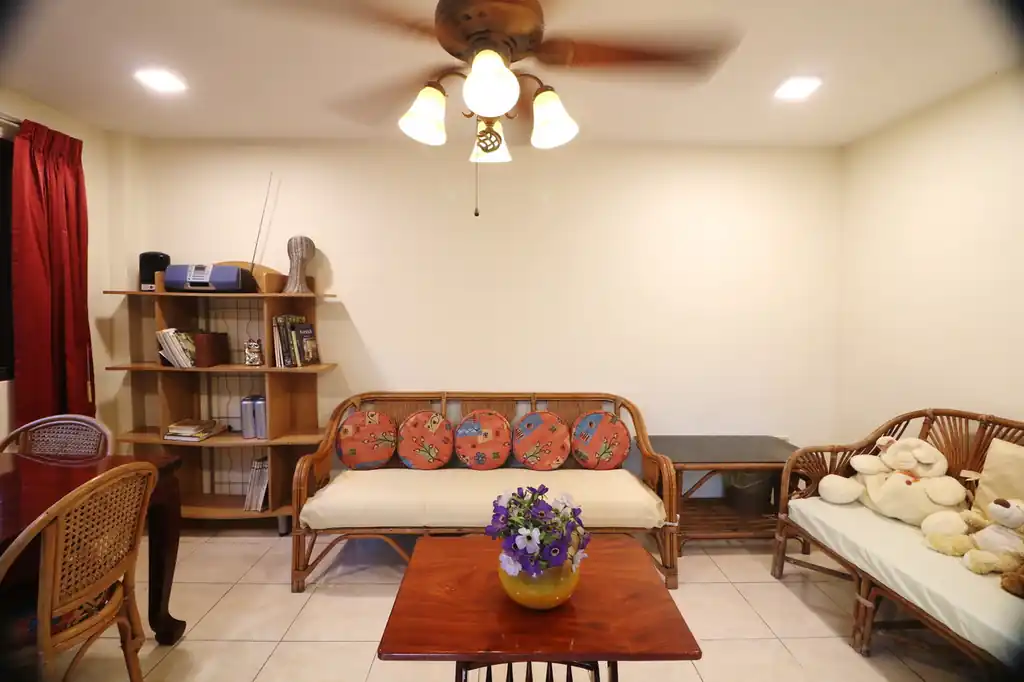 Rare Thai teak character two-story home for sale on 3,932 sq m, Nong Na Kham, Udon Thani, photo 18