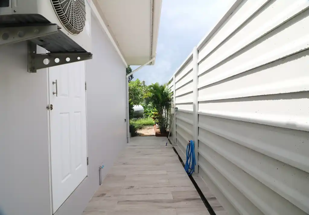 A barely lived-in 4 bedroom, 3 bathroom pool villa for sale in Khon Kaen at 8 Villas Riverside, photo 40