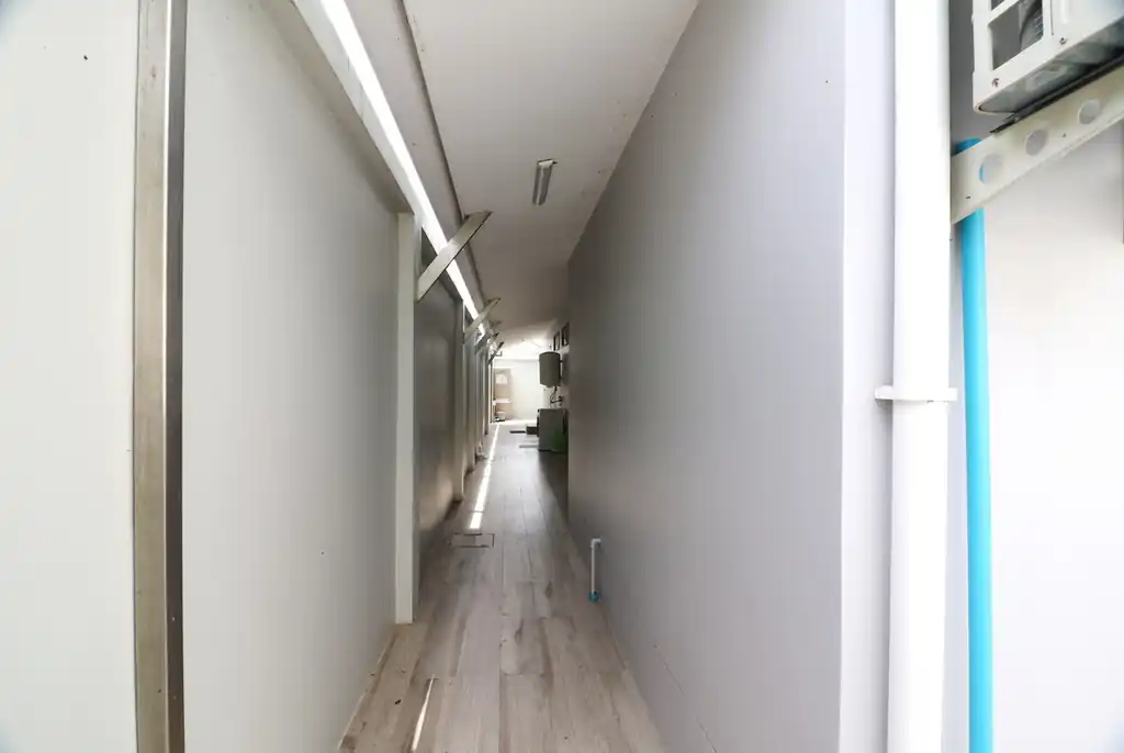 A barely lived-in 4 bedroom, 3 bathroom pool villa for sale in Khon Kaen at 8 Villas Riverside, photo 41