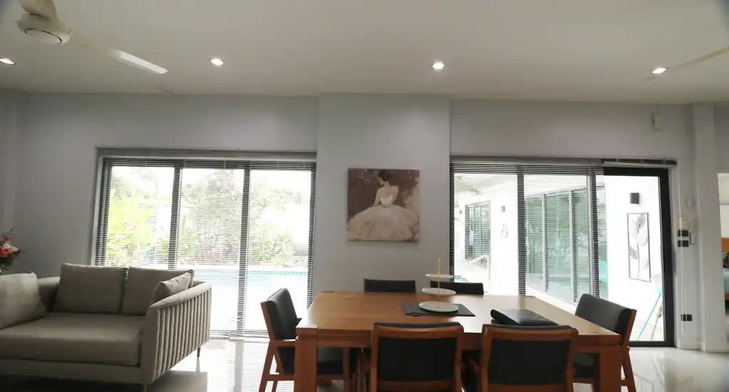 A barely lived-in 4 bedroom, 3 bathroom pool villa for sale in Khon Kaen at 8 Villas Riverside, photo 7