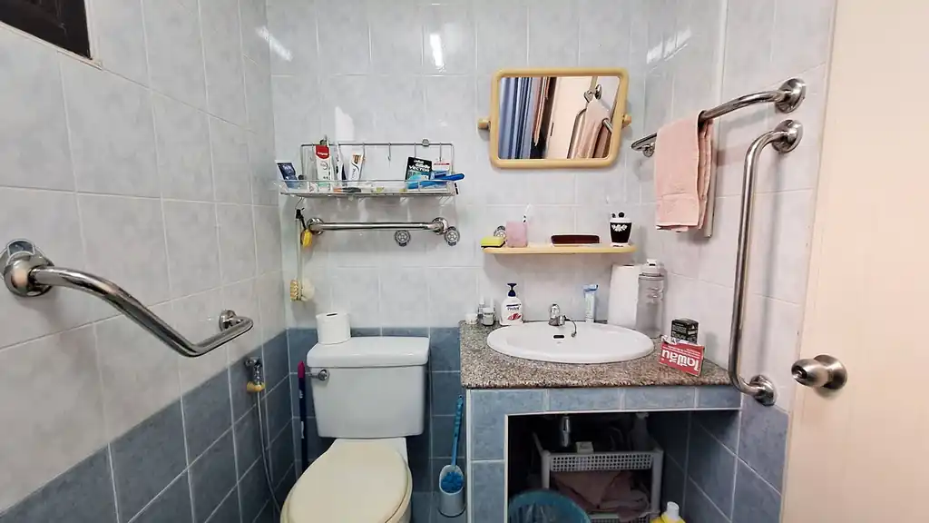 Move-in Ready 3 Brm, 3 Bth, 2 Level Majestic Home For Sale, Nong Khai City Center, Thailand, photo 20