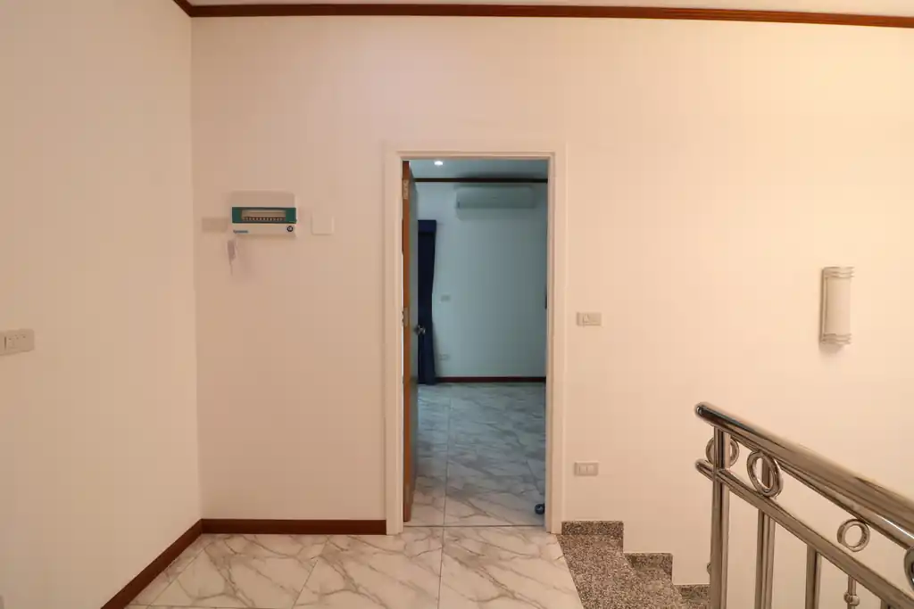 3 bedroom, 3 bathroom home on 16+ rai for sale in Nong Han, Udon Thani, photo 31