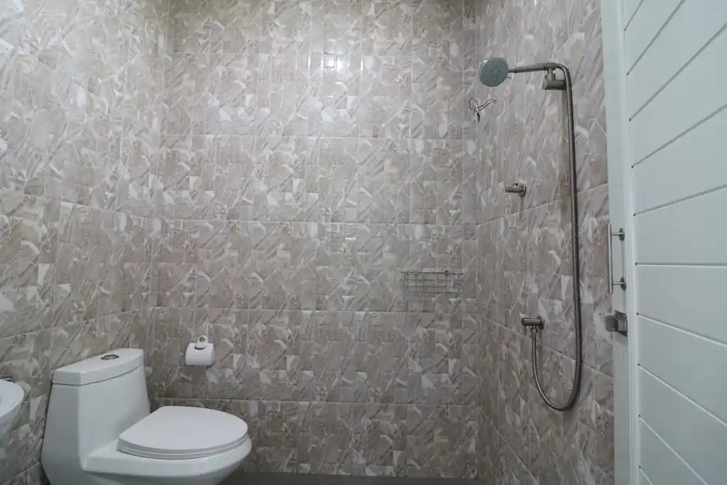 3 bedroom, 2 bathroom home on 3+ rai for sale near Tha Bo, Nong Khai, photo 22