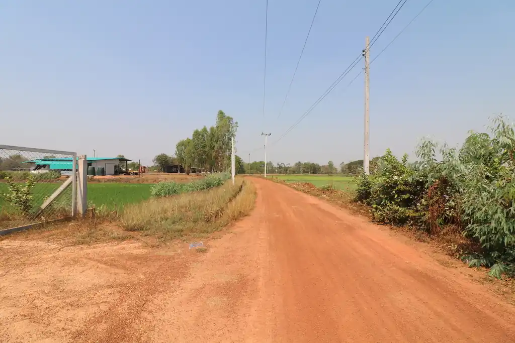 3 bedroom, 2 bathroom home on 3+ rai for sale near Tha Bo, Nong Khai, photo 3