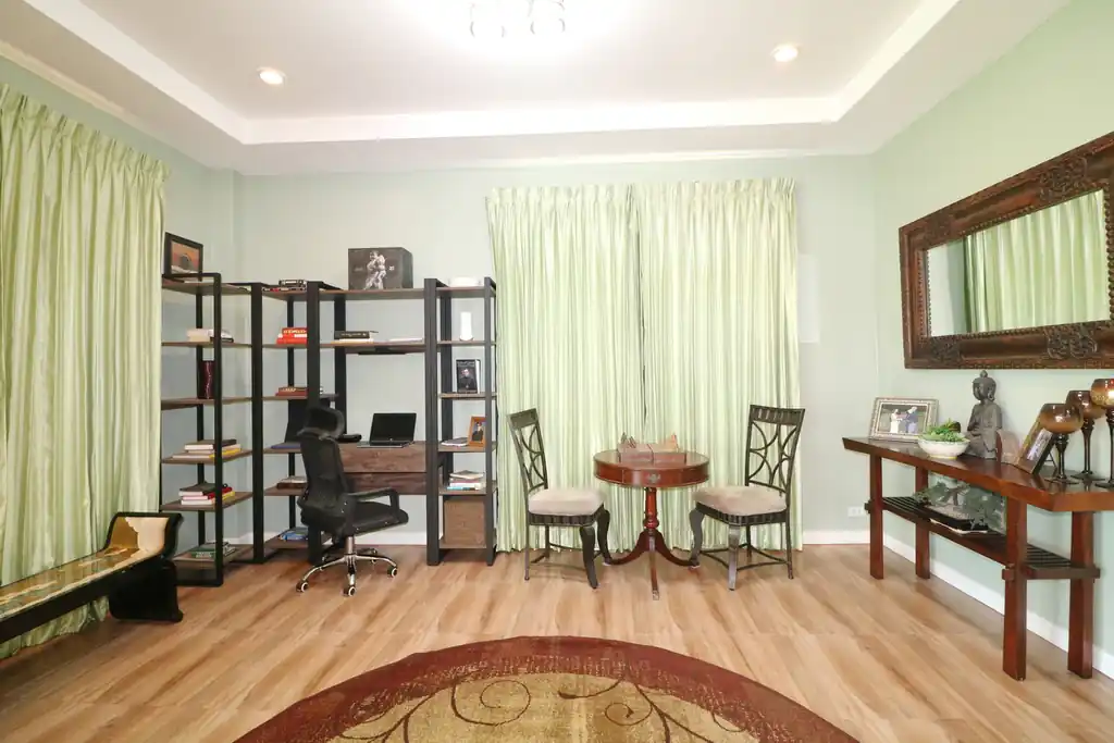 4 bedroom, 5 bathroom home and land for sale – about 6 rai – Wanon Niwat, Sakon Nakhon, photo 15