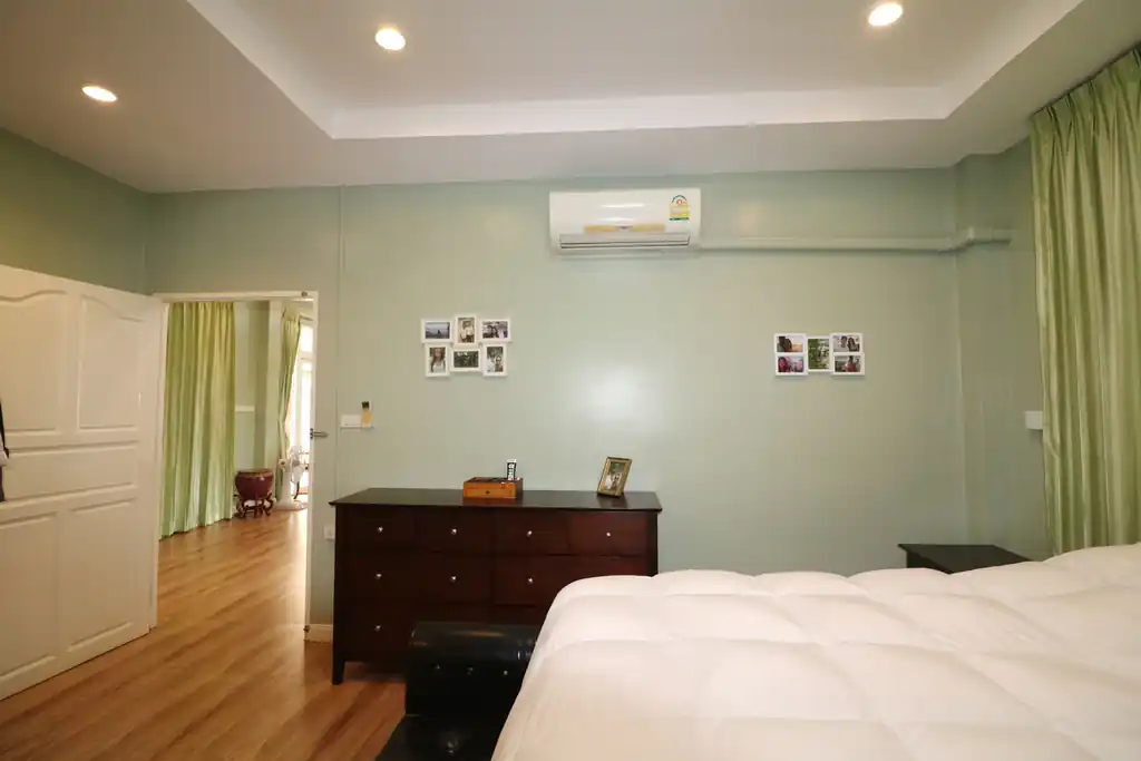 4 bedroom, 5 bathroom home and land for sale – about 6 rai – Wanon Niwat, Sakon Nakhon, photo 27
