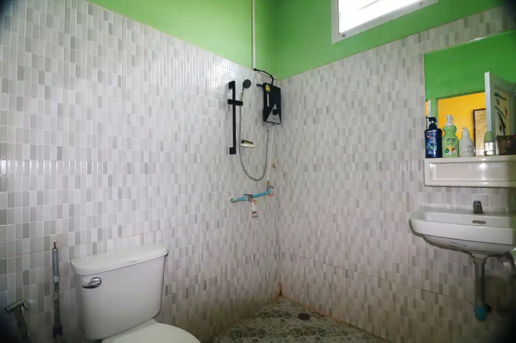 Affordable 2 bedroom, 1 bath home on 5.25 rai freehold land in Nong Han, Udon Thani, photo 23