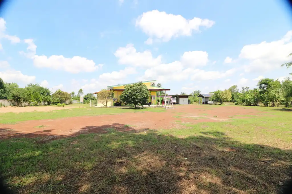 Affordable 2 bedroom, 1 bath home on 5.25 rai freehold land in Nong Han, Udon Thani, photo 3