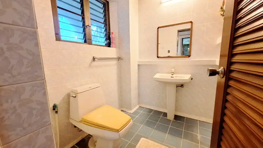 12-bedroom estate for sale near Red Lotus Lake, Udon Thani, Thailand, photo 16