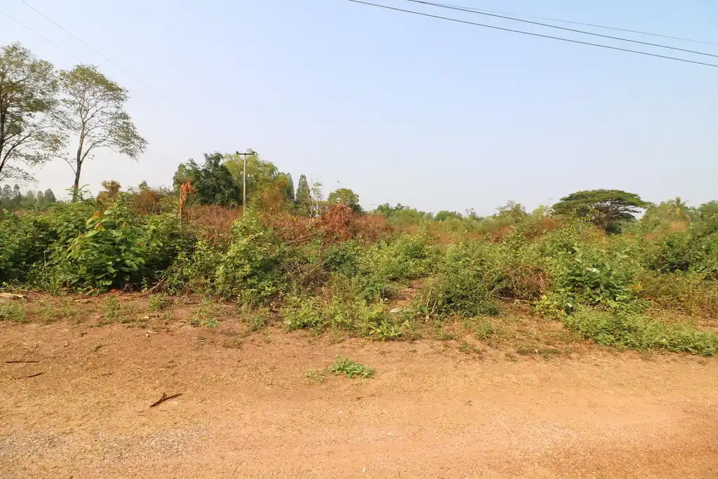 2+ rai of land with water views for sale in Nong Na Kham, Udon Thani, photo 4