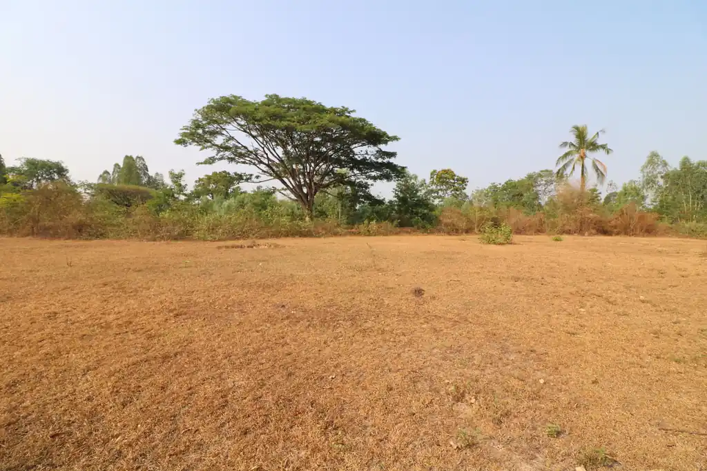 Riverside land plot for sale in Nong Na Kham, Udon Thani, photo 4