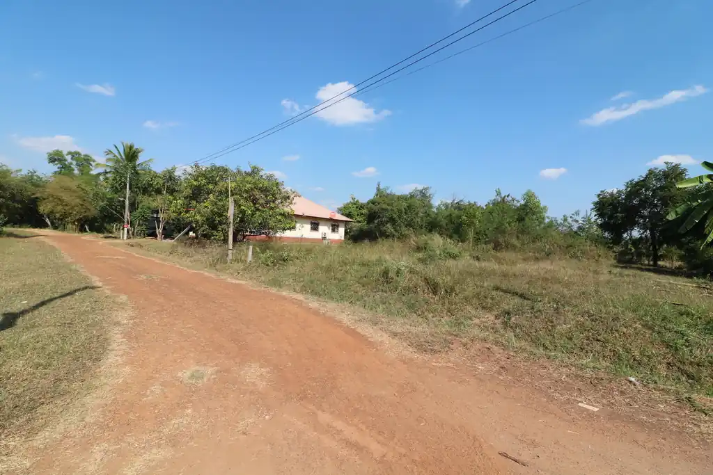 Affordable 676 sq m village land plot for sale in Phon Ngam, Nong Han, Udon Thani, photo 3