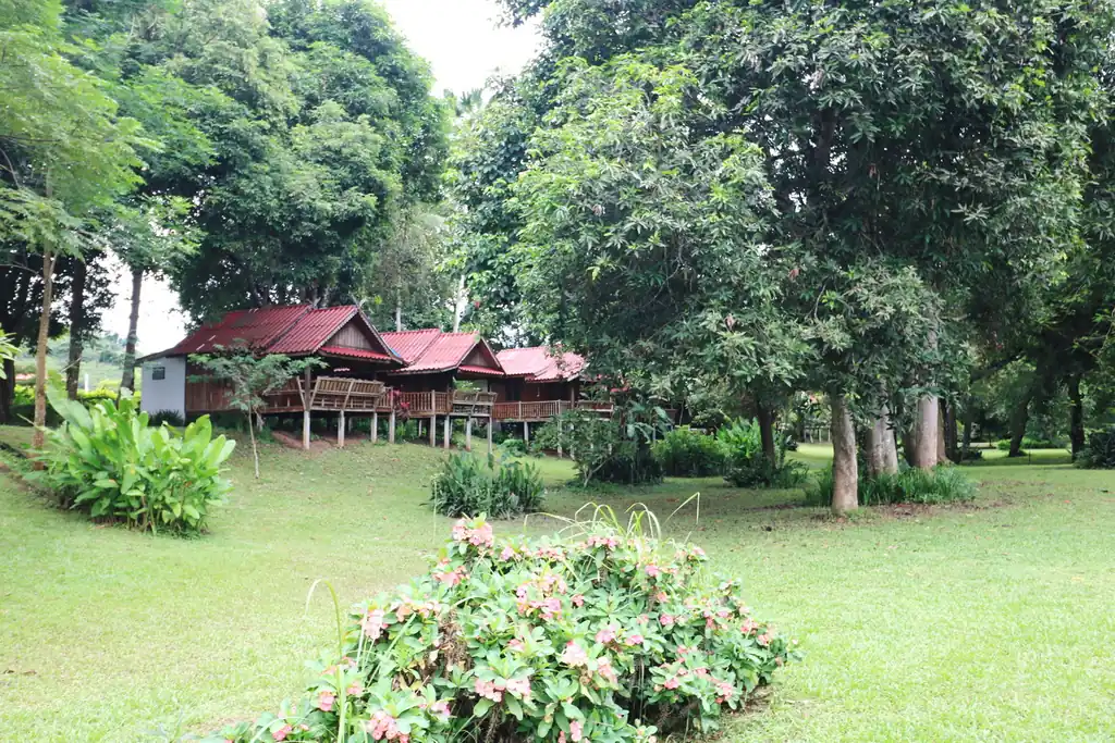 Bu Hom Riverside Resort for sale – 11 bungalows on the Mekong, Chiang Khan, Loei, photo 17