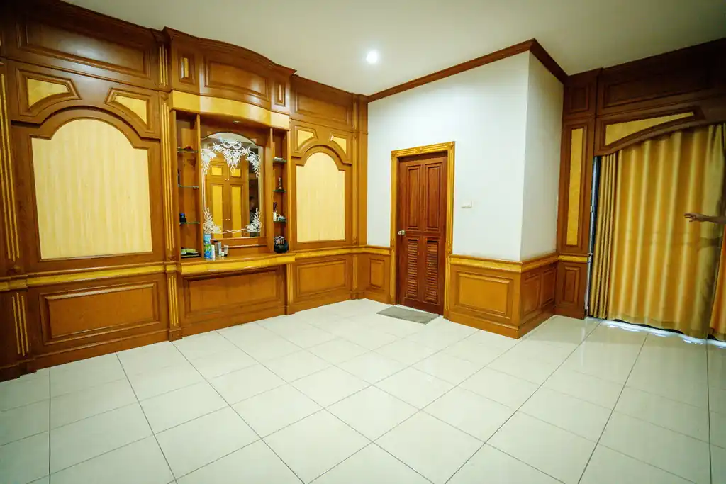 Superb Nong Khai Investment Opportunity — Warehouse, Land & Luxury Home, photo 32